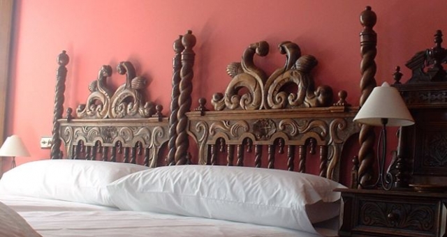 cabecero de una habitacion